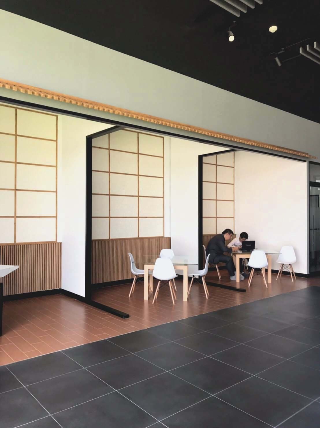 Mazda Hi-Class Auto Showroom Fit-out, Chonburi