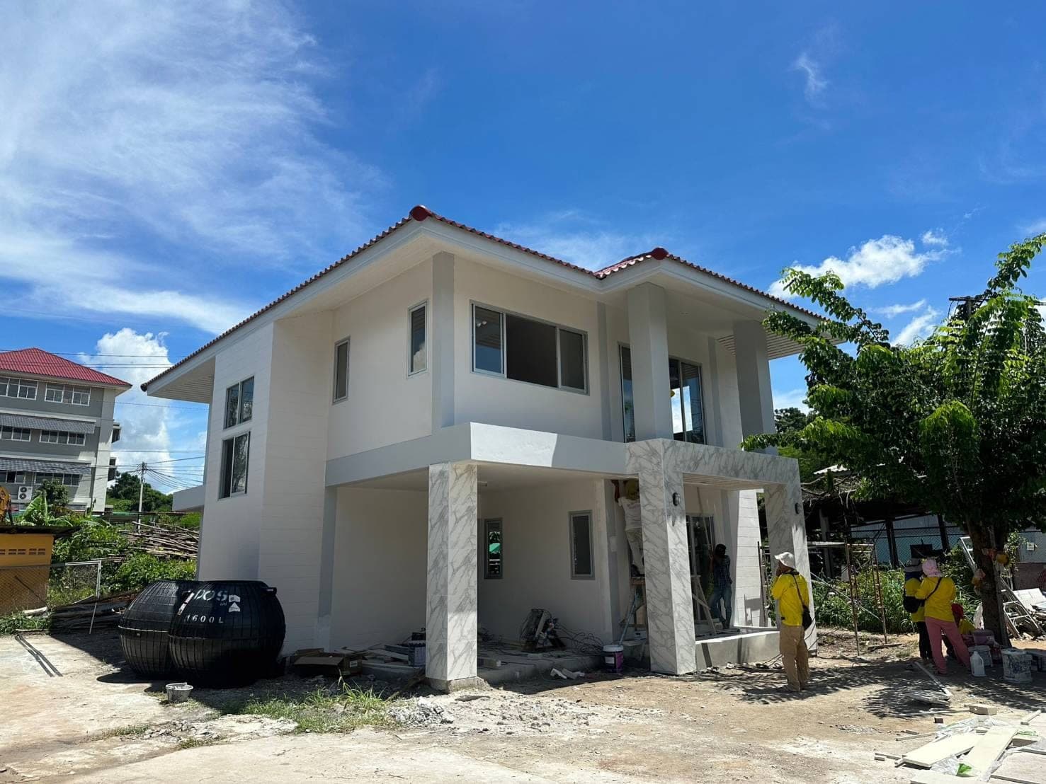 Senior Officer Residence — Tha Luang Police Station
